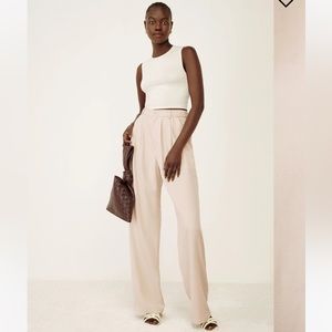 Straight leg Mason Pant from Reformation, size 4 petite.